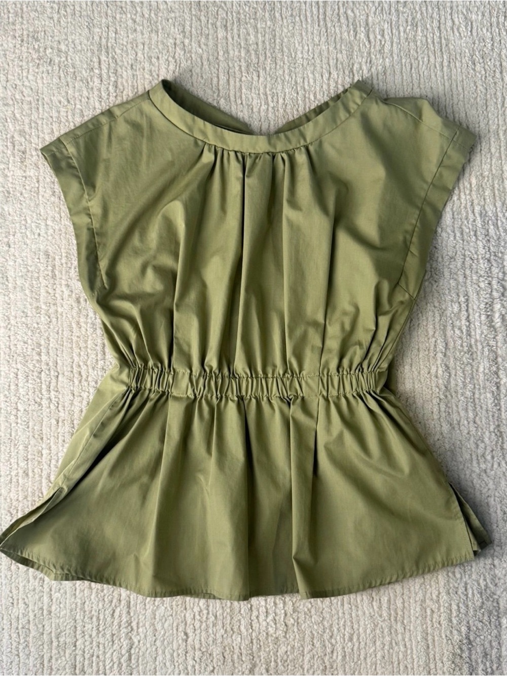 Casual Olive Green Gathered-Waist Cap Sleeve Blouse - Picture 2 of 5